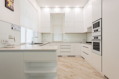 Какие особенности стиля белой кухни в 2024-2025 годах?