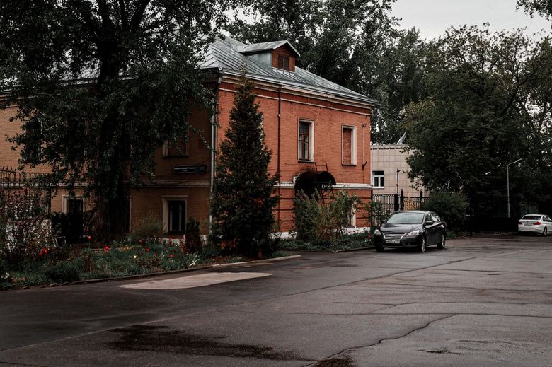 Какие нормативы регулируют перепланировку в исторических домах Москвы