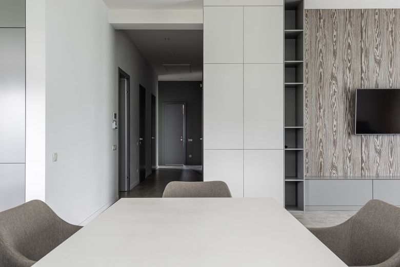 1. Heshi Design
