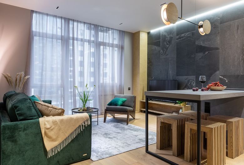 Тихая роскошь (Quiet Luxury): почему Москва выбирает сдержанность?