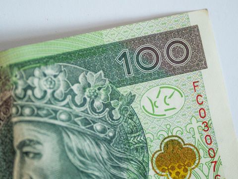 Какие позиции сметы сильнее всего зависят от курса валют?