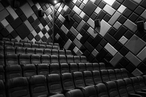 Что такое премиальная звукоизоляция и чем она отличается от стандартной?